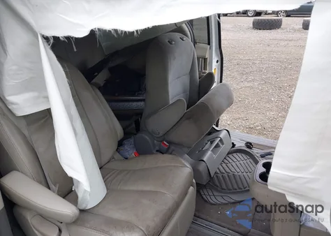 2013 Toyota Sienna Xle 7 Passenger from USA, damaged, VIN 5TDDK3DC8DS053288